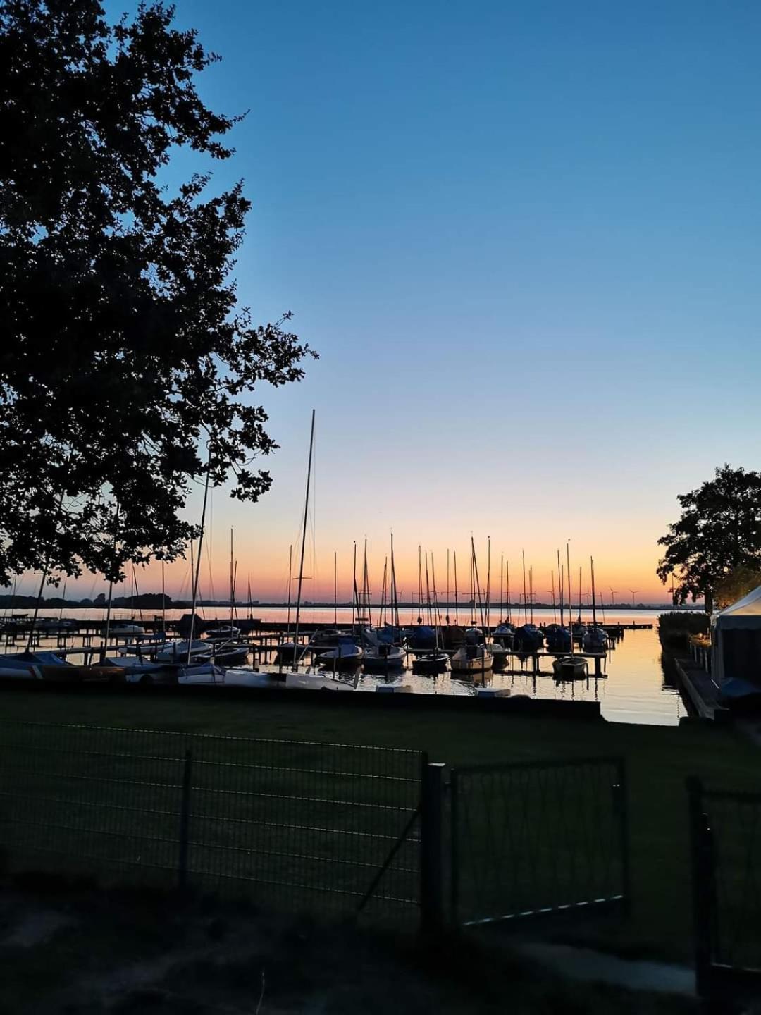 Duemmerliebe Mit Garten, 10 Min. Fusslaeufig Zum See Hüde 외부 사진